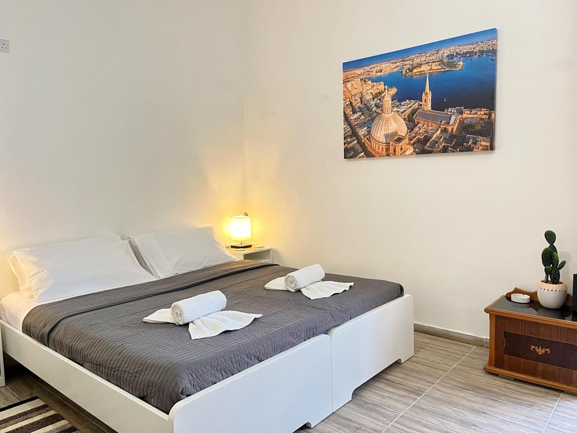 Maria & Matthias - Apartments In Central Of Floriana Zewnętrze zdjęcie